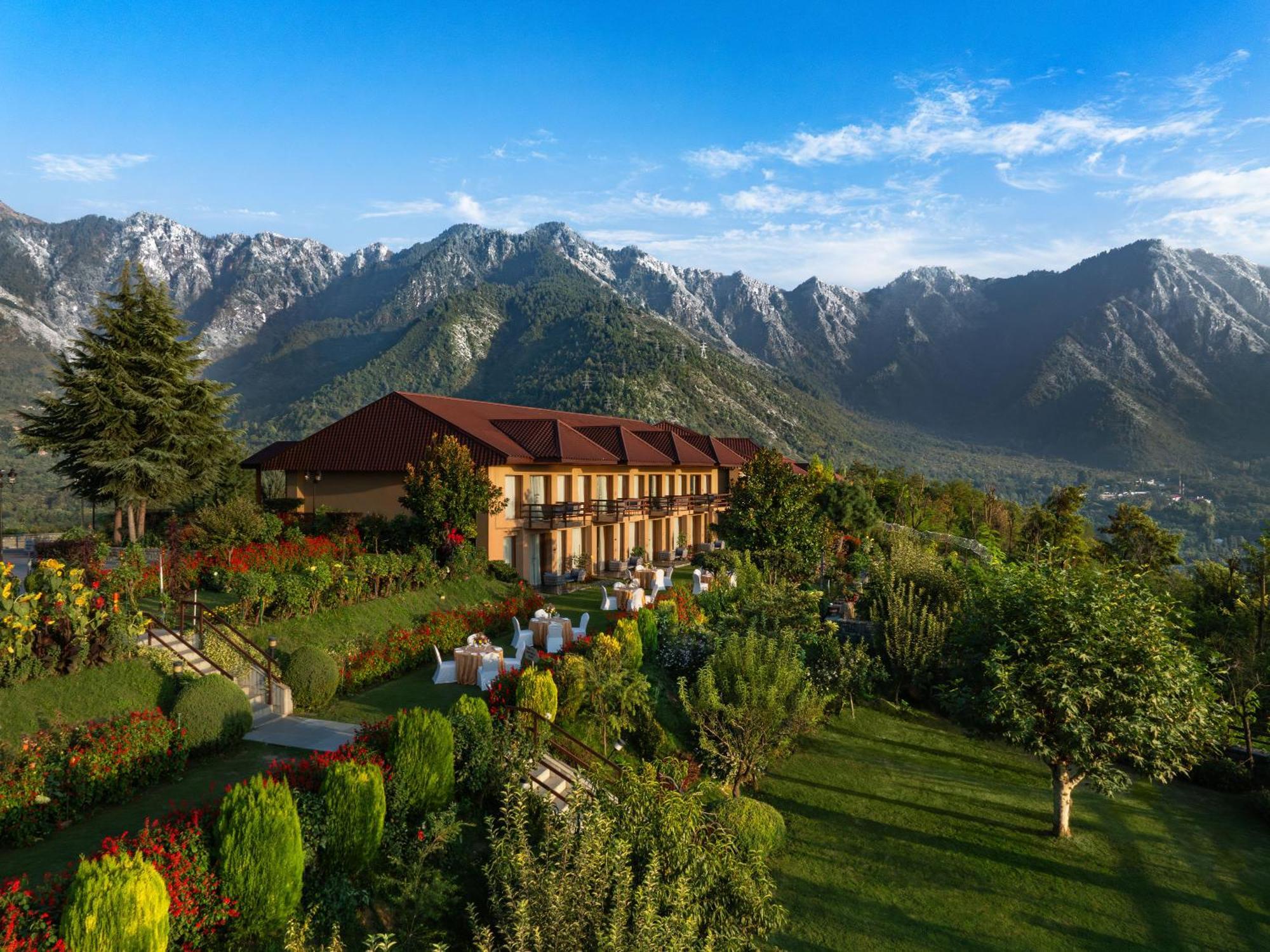 Hotel Taj Dal View Srinagar Exterior foto