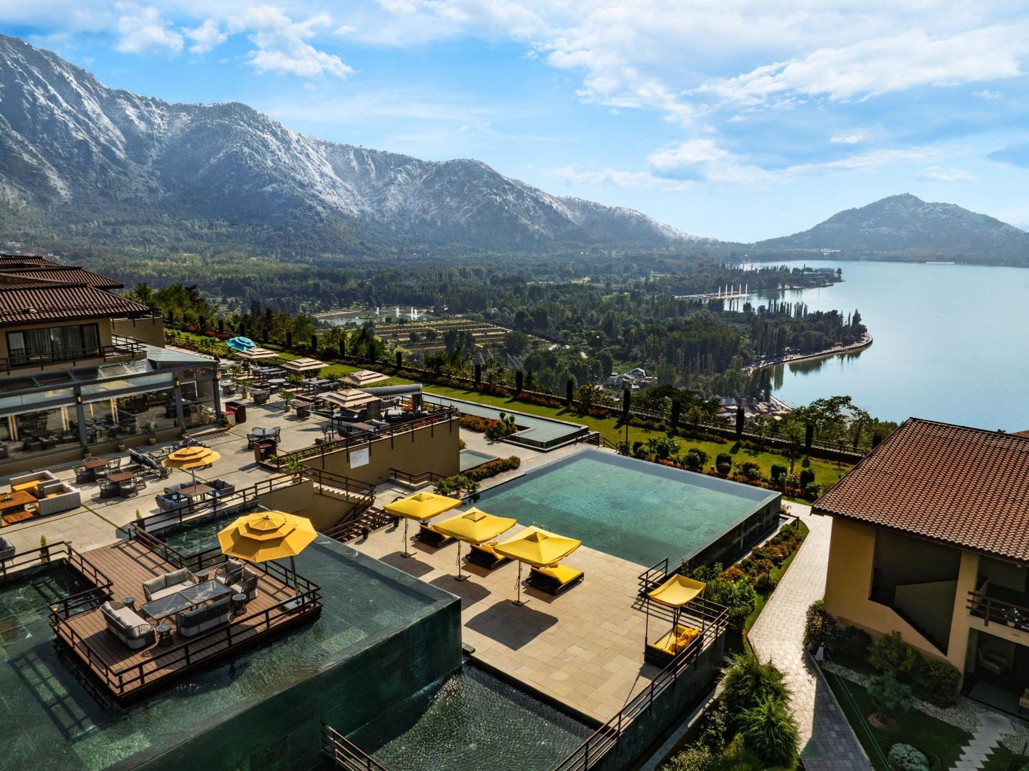 Hotel Taj Dal View Srinagar Exterior foto